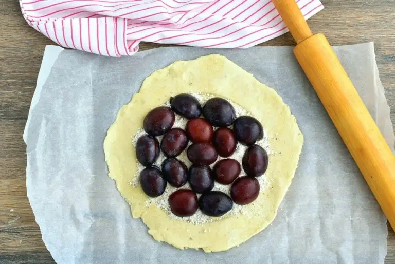 Step 7 - Plum Tart