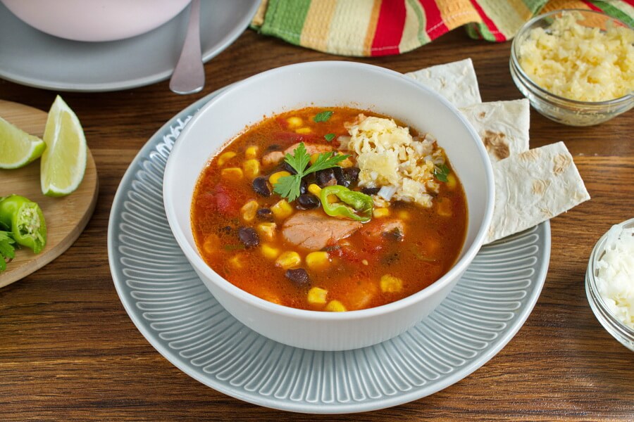 Quick Chicken and Black Bean Soup