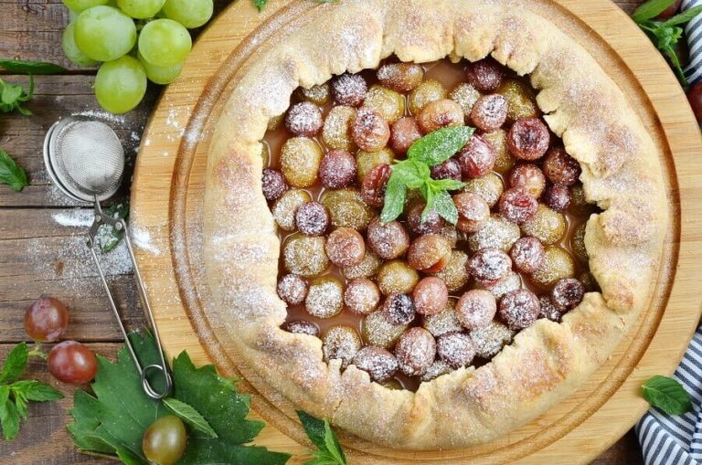 Step 10 - Rustic Grape Tarts