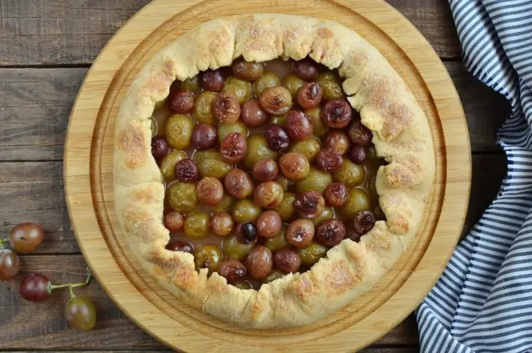 Step 9 - Rustic Grape Tarts