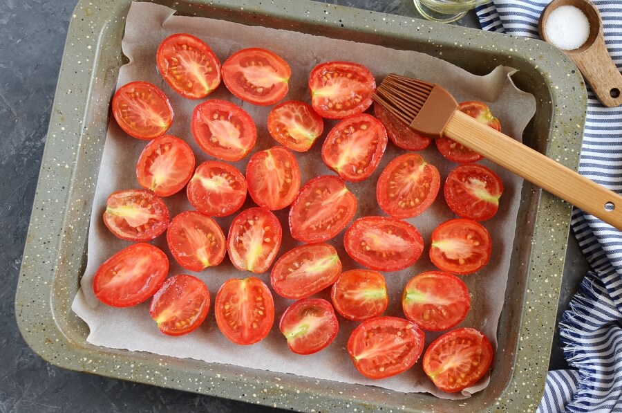 Semi-Dried Tomatoes recipe - step 2