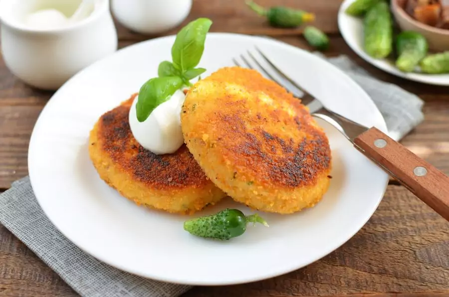 Simply Smashed Potato Cakes