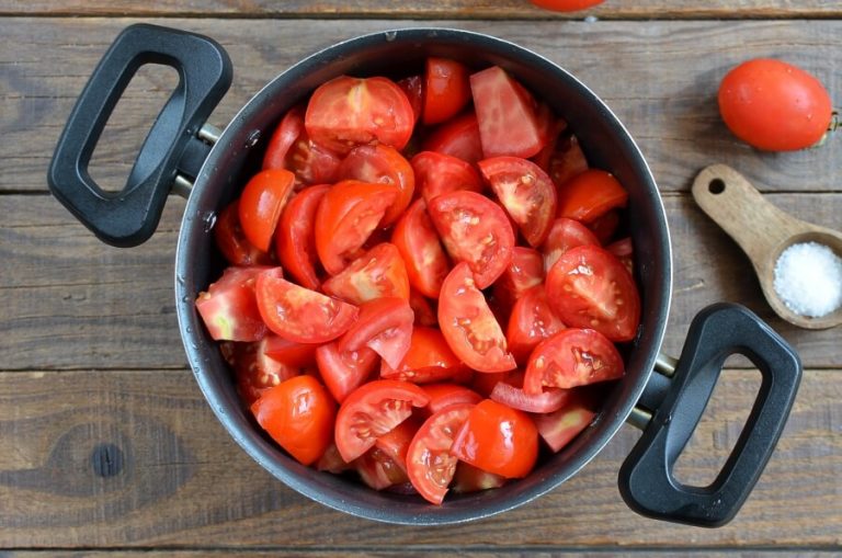 Step 1 - Tomato Purée