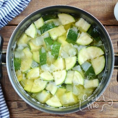Zucchini Soup with Creme Fraiche recipe - step 3