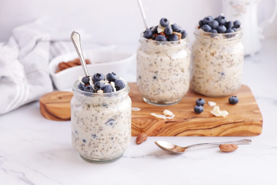 5 Ingredient Blueberry Chia Overnight Oats Recipe-Blueberry Chia Overnight Oats-Easy Blueberry Chia Overnight Oats