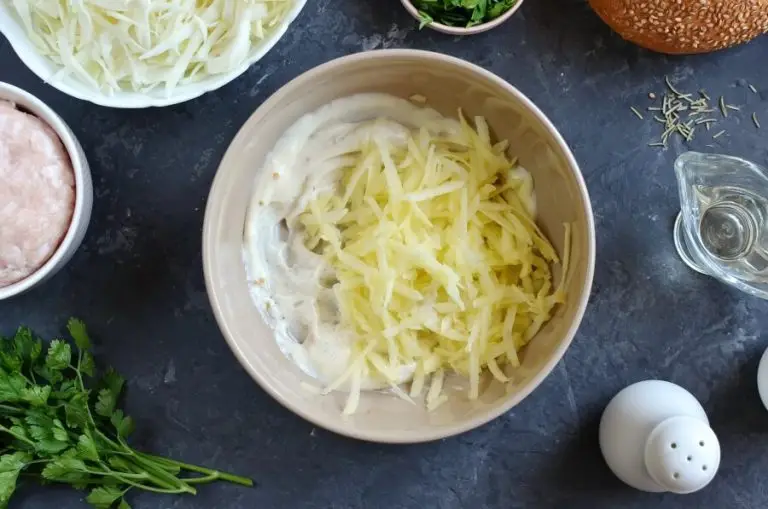 Apple Chicken Burgers and Slaw recipe - step 2