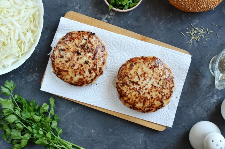 Step 4 - Apple Chicken Burgers and Slaw