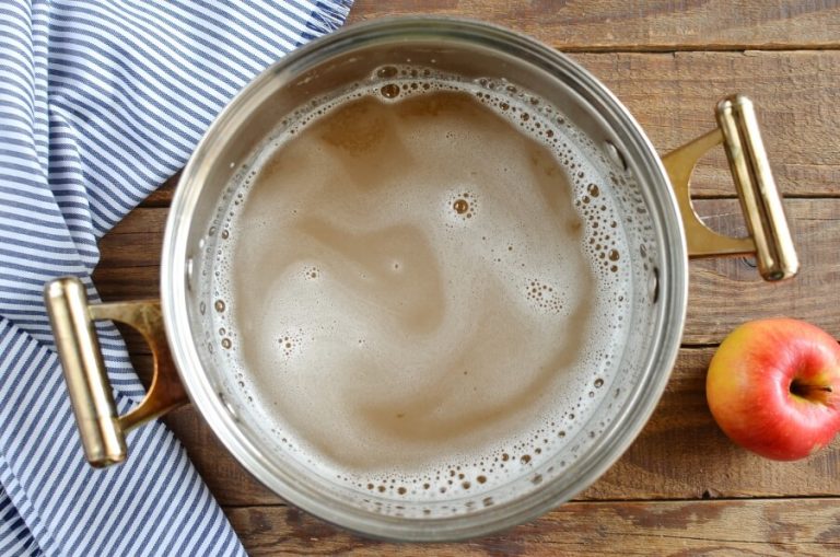 Step 1 - Apple Pie Punch