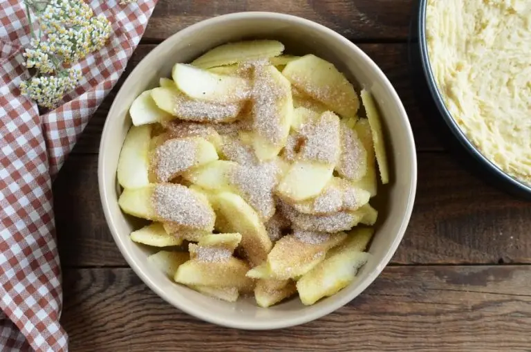 Step 6 - Apple Rose Tart