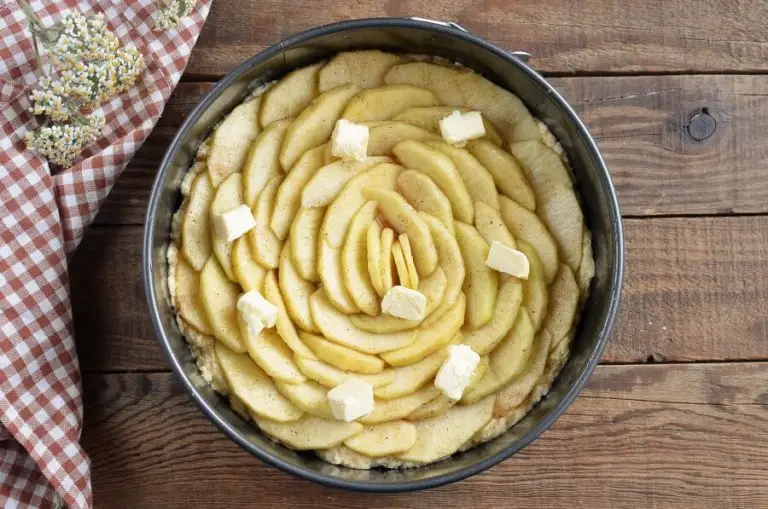 Step 6 - Apple Rose Tart