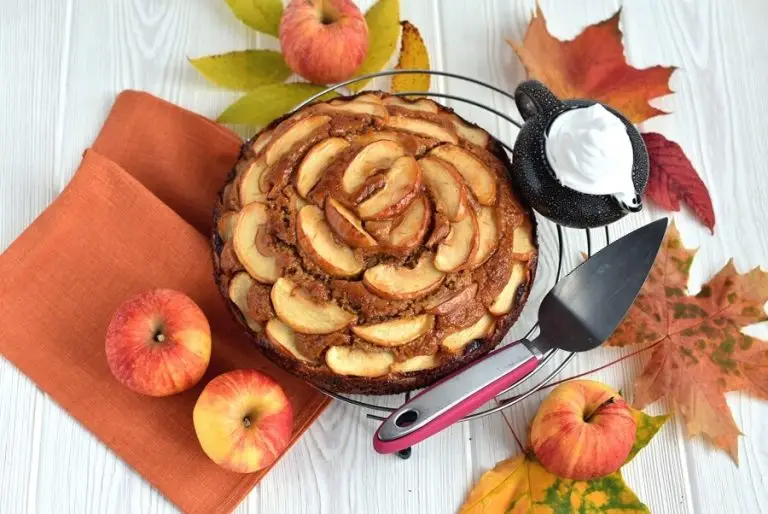 Step 10 - Apple Cake
