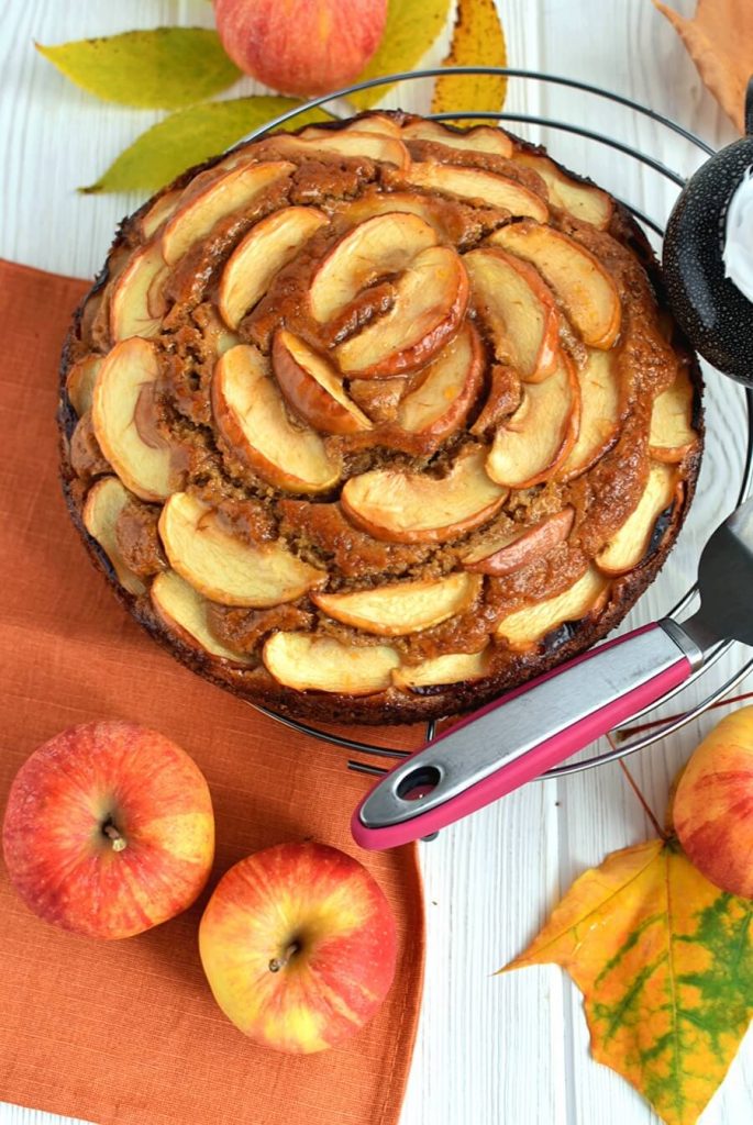 Delicious apple topped cake