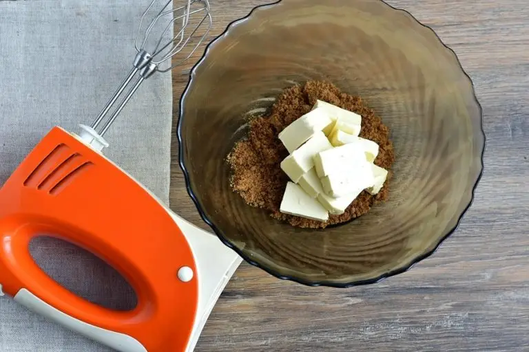 Step 2 - Apple Cake