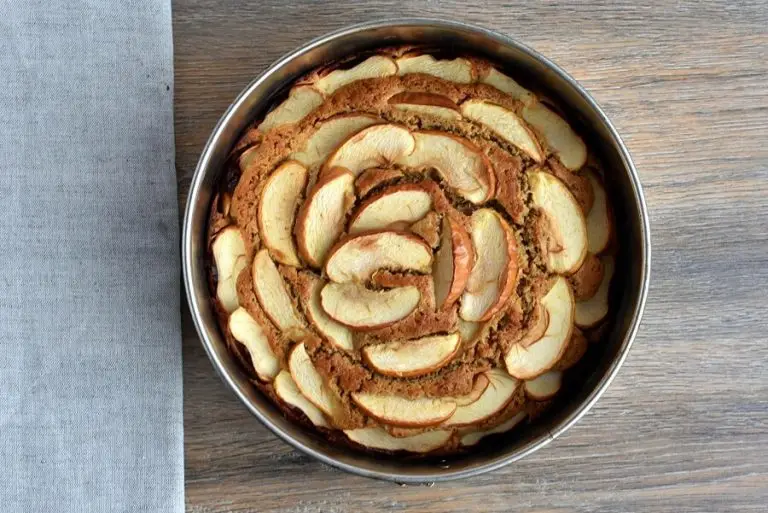 Step 7 - Apple Cake