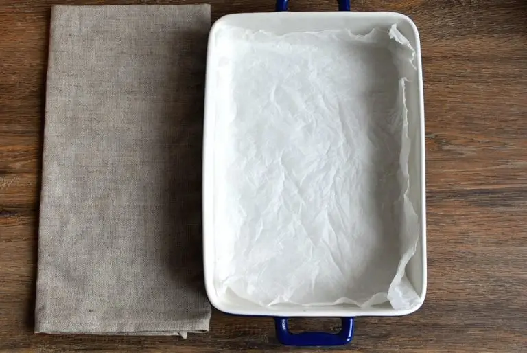 Step 1 - Boo! Chocolate Peanut Butter Bars