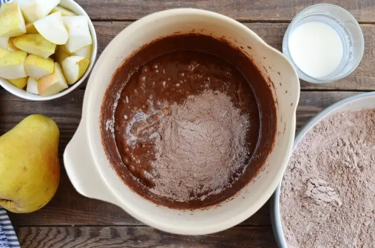 Step 6 - Chocolate Pear Cake