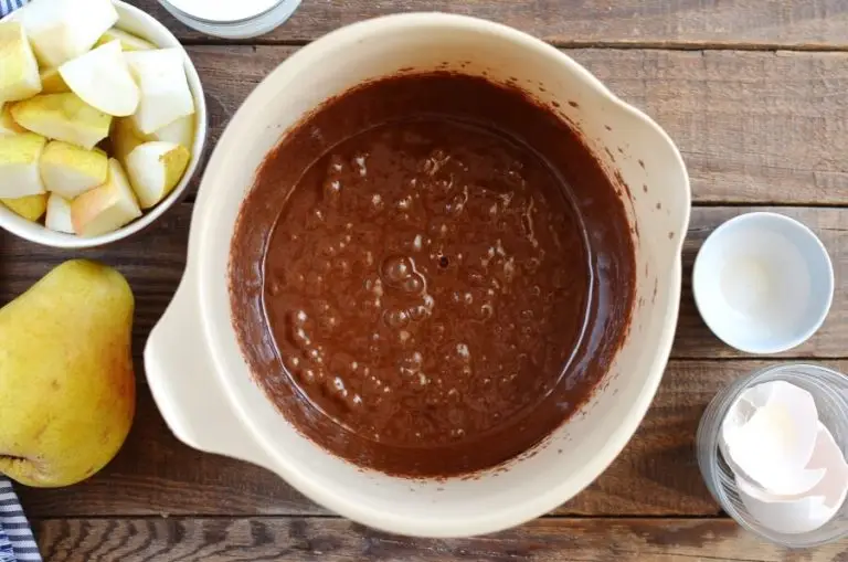 Step 5 - Chocolate Pear Cake