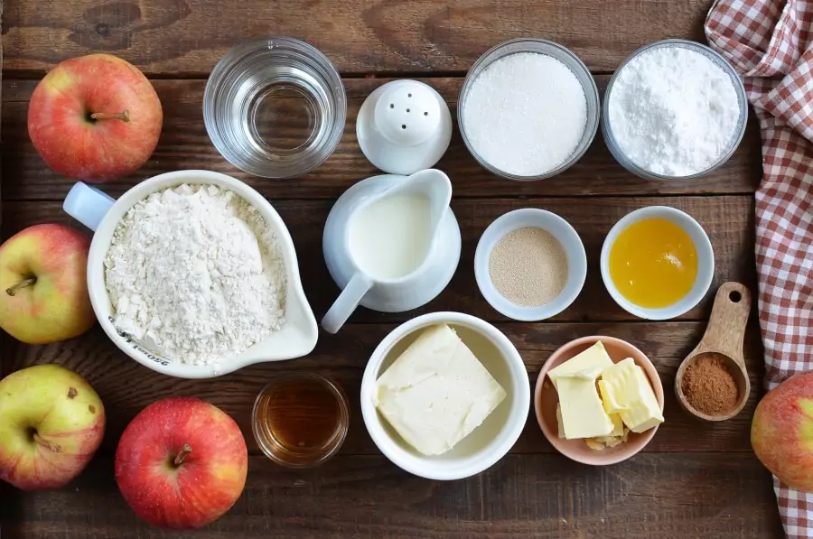 Ingredients for Cinnamon Roll Stuffed Baked Apples