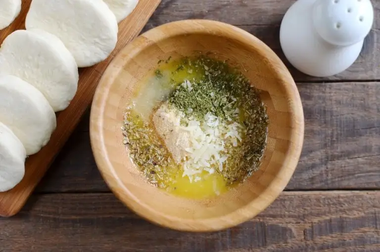 Step 2 - Easy Garlic Parmesan Knots