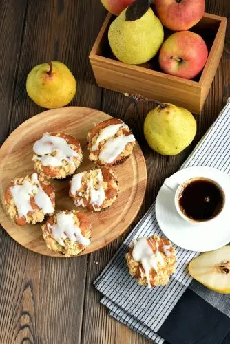 Fresh Apple-Pear Cupcakes