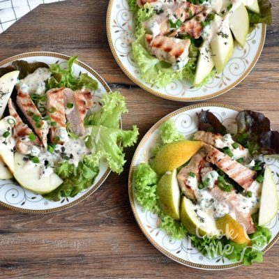 How to serve Grilled Pork and Pear Salad