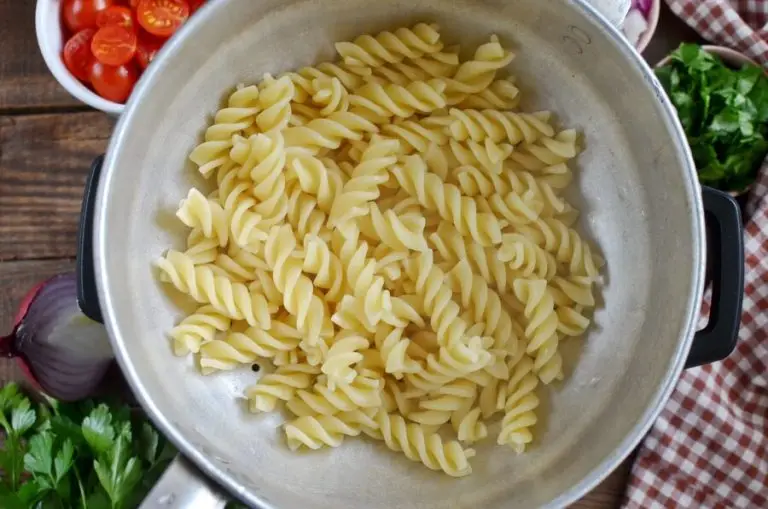 Step 3 - Mexican Pasta Salad with Creamy Avocado Dressing