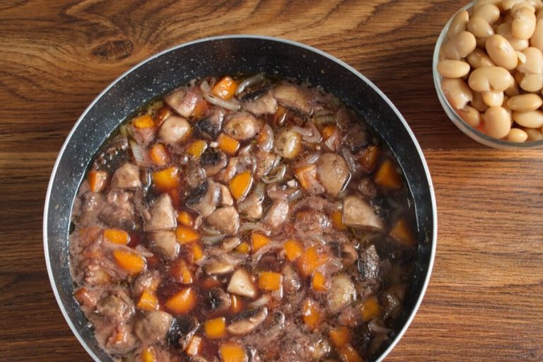 Step 5 - Mushroom Bean Bourguignon