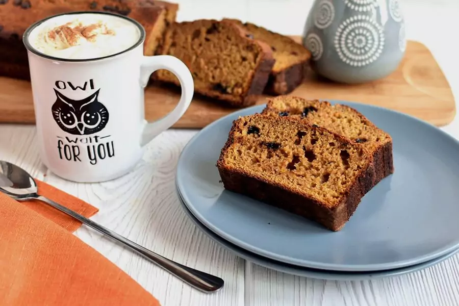 One Bowl Greek Yogurt Pumpkin Bread