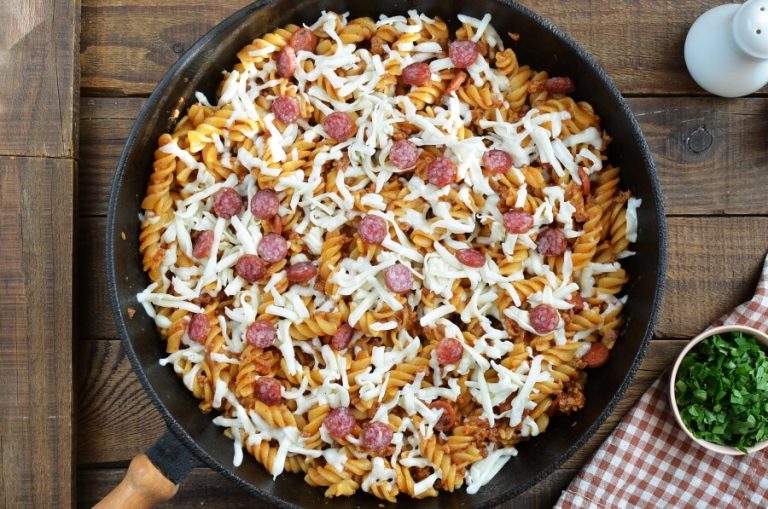 One Pot Pizza Pasta Bake Recipe Cook.me Recipes