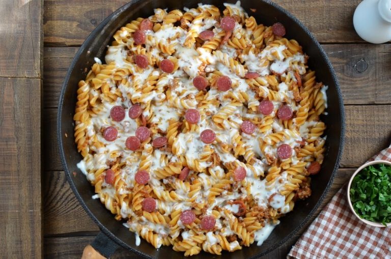 One Pot Pizza Pasta Bake Recipe Cook.me Recipes