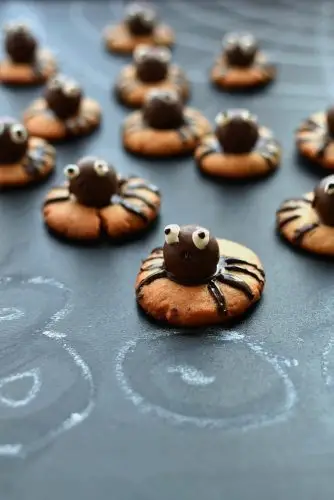Peanut Butter Spider Cookies
