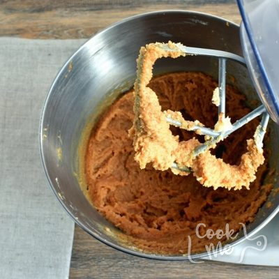 Peanut Butter Spider Cookies recipe - step 3