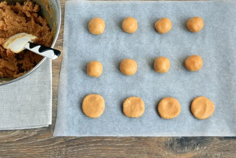 Step 6 - Peanut Butter Spider Cookies