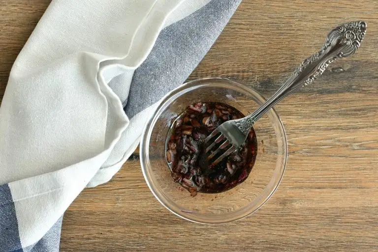 Step 5 - Pear Balsamic Salad