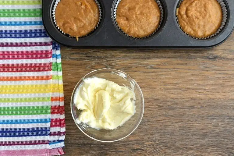 Step 6 - Pumpkin Cream Cheese Swirl Muffins