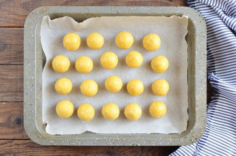 Step 6 - Pumpkin Spice Truffles