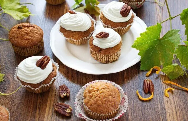Step 8 - Pumpkin passion cupcakes