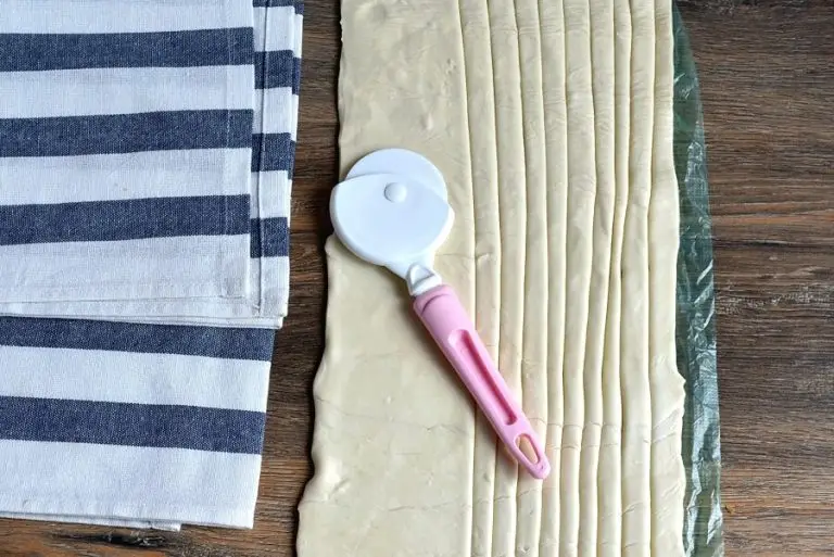 Step 3 - Sausage mummy dippers