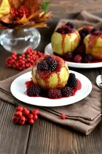Spiced Roasted Apples & Blackberries