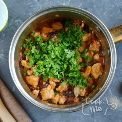 Spicy Chicken & Bean Stew recipe - step 4