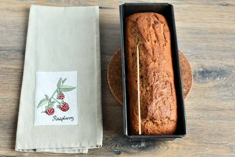Step 7 - Super Moist Gingerbread Cake