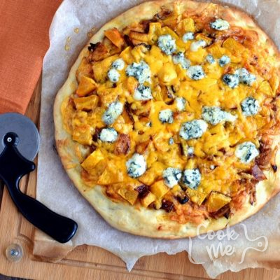 How to serve Sweet and Spicy Butternut Squash Pizza