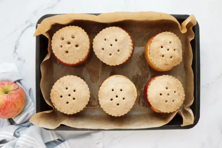 Step 10 - Apple Pie (in the apple)