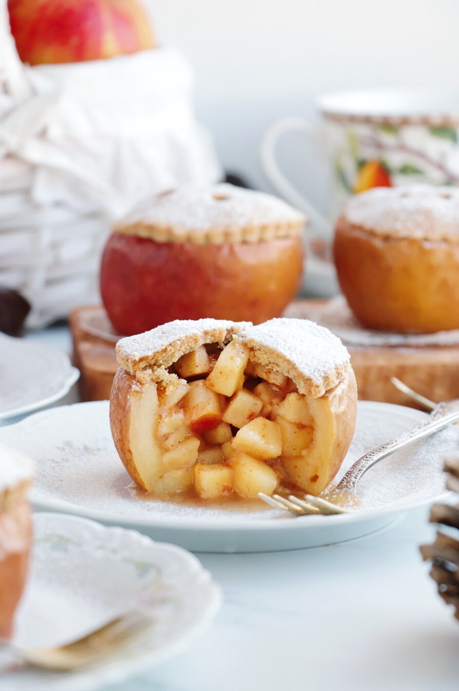 Apple Pie (in the apple) Recipe Cook.me Recipes