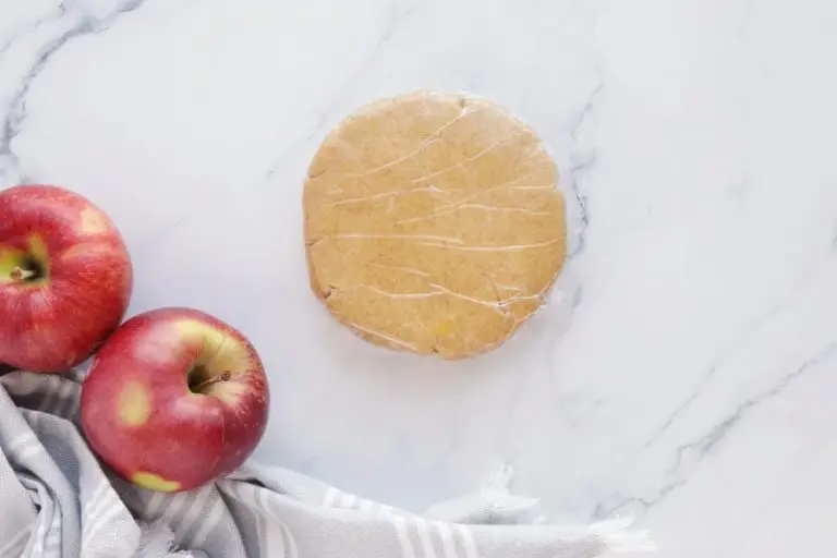 Step 2 - Apple Pie (in the apple)