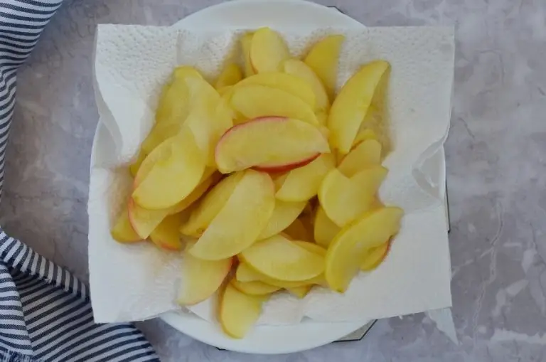 Step 6 - Cinnamon Glaze Apple Cake