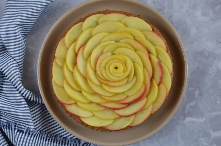 Step 7 - Cinnamon Glaze Apple Cake