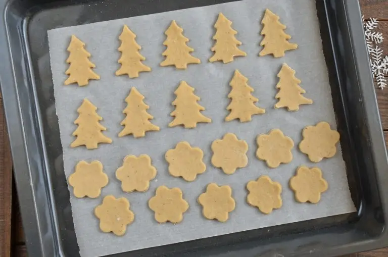 Step 6 - Chai Tree and Snowflake Cookies