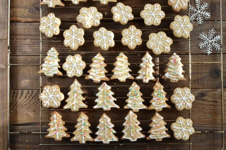 Step 9 - Chai Tree and Snowflake Cookies