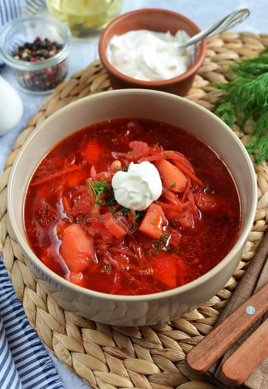 Classic Red Borscht Recipe (Beet Soup)